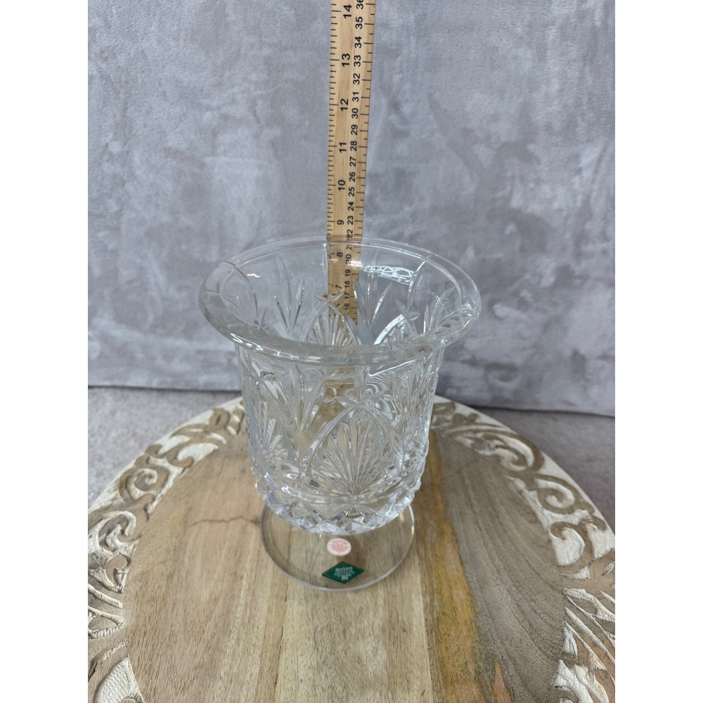 Shannon Crystal Designs of Ireland 24% Lead Crystal Hurricane Vase 7 Inch Clear